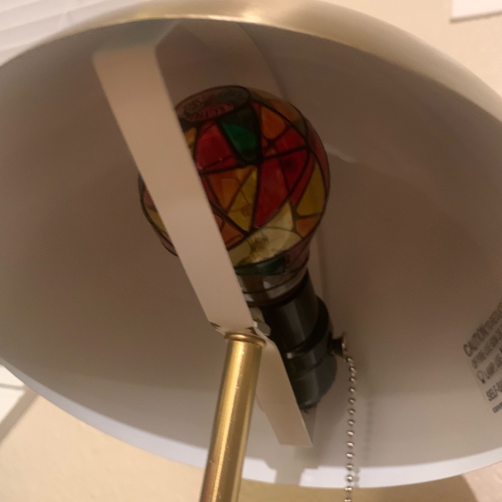 Gold lamp! - Picture 4 of 4